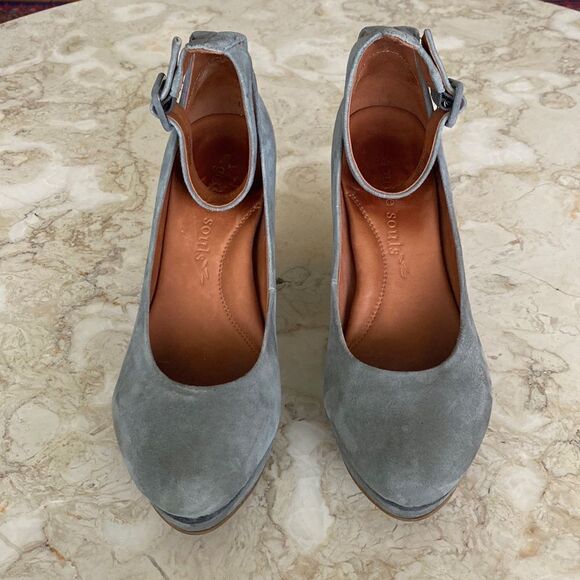 Gentle Souls Grey Oppsi Ankle Strap Mary Jane Leather Platform Pumps - Picture 2 of 13